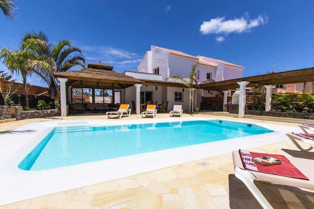 Villa Privada En Un Entorno Unico Corralejo Exterior foto